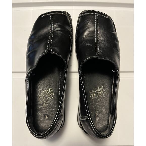 Rieker Women’s Size 6.5 US Leather Comfort Loafer Black Square Toe Slip On - Picture 3 of 11